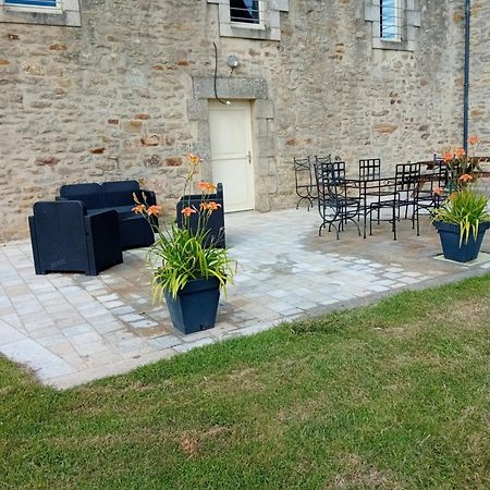 Domaine De Kerbillec Acomodação com café da manhã Theix Exterior foto